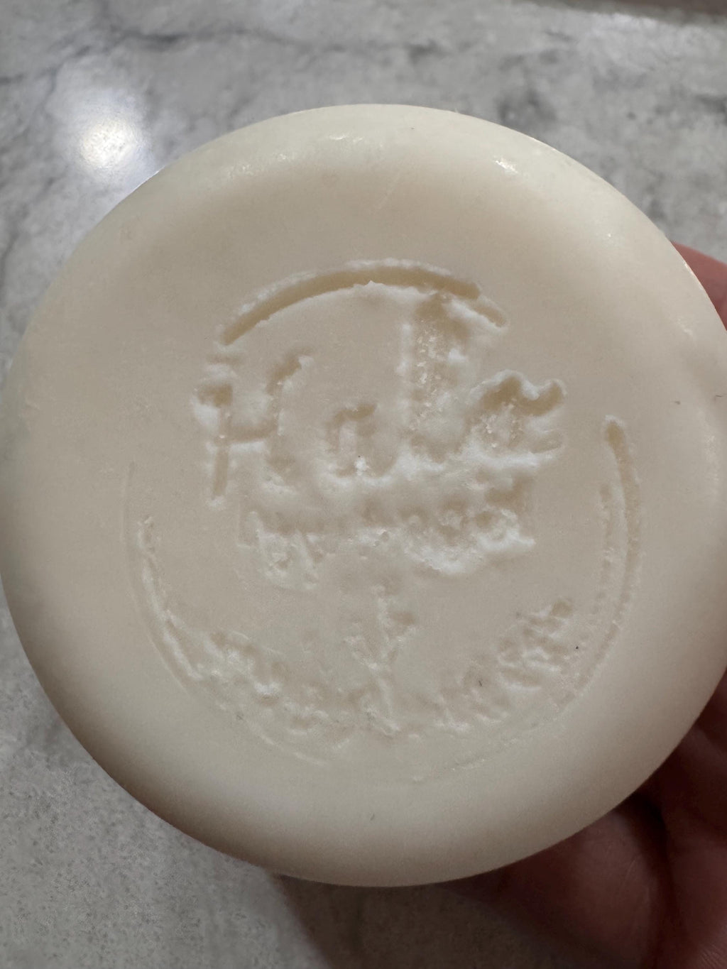 Solid Shampoo Bar Coconut Cream  2.0 oz