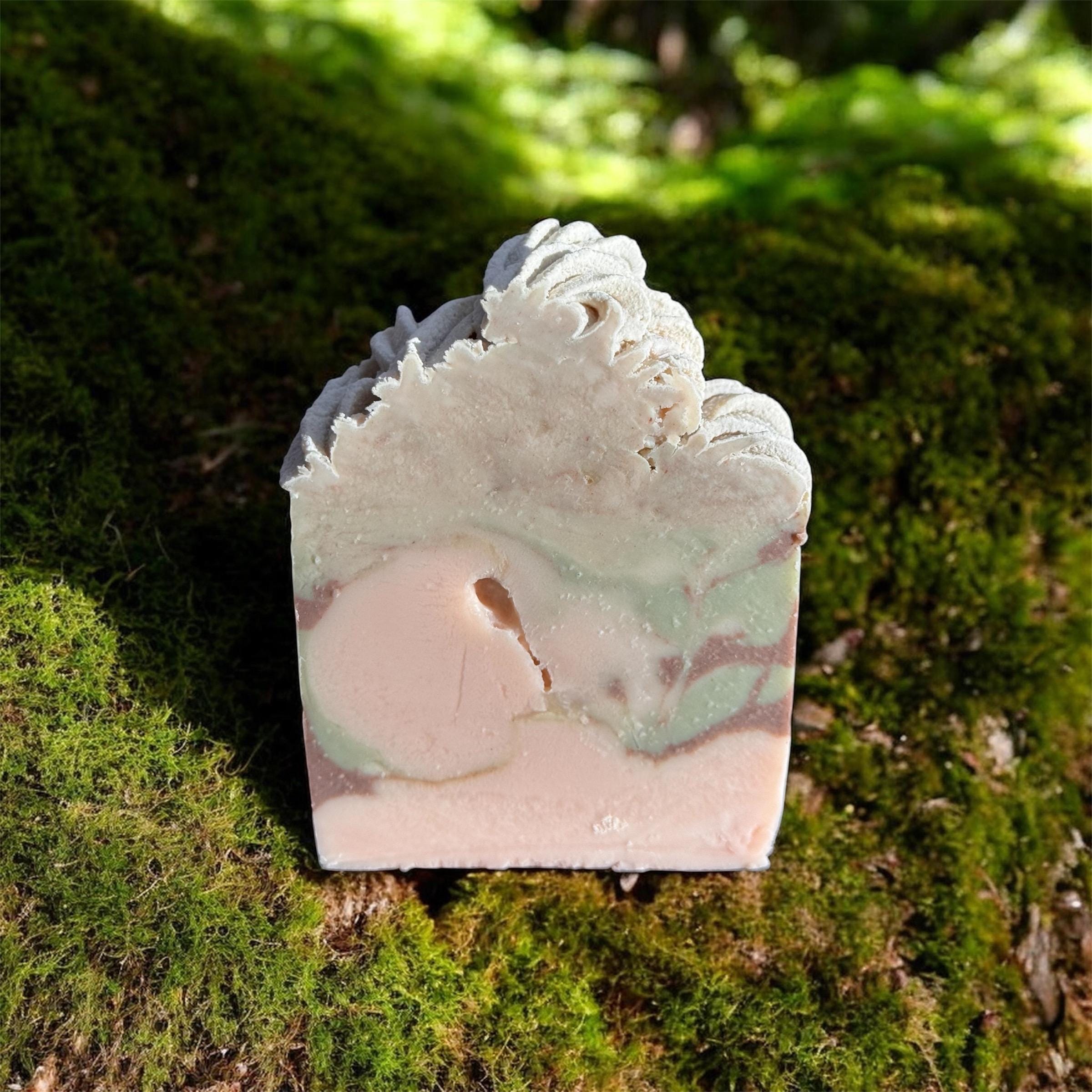 Oakmoss and Amber Soap